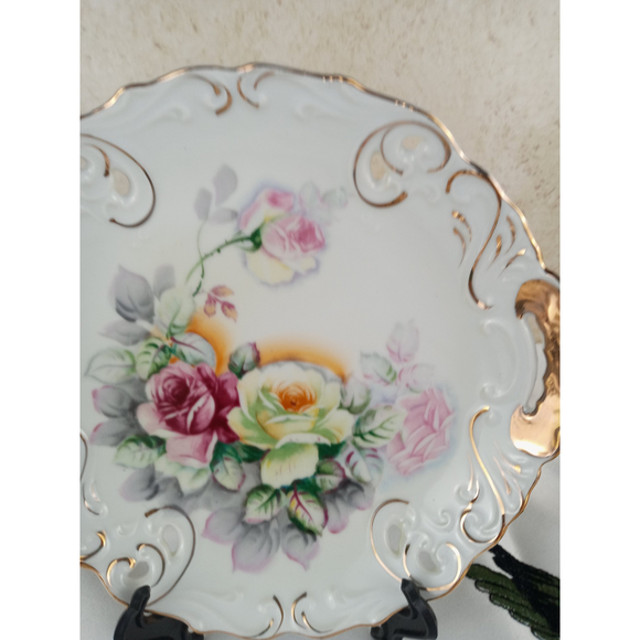 Vintage Porcelain Handled Dish with Cut-outs Edge Florals with Guilt Trim 8.5" - Picture 3 of 7